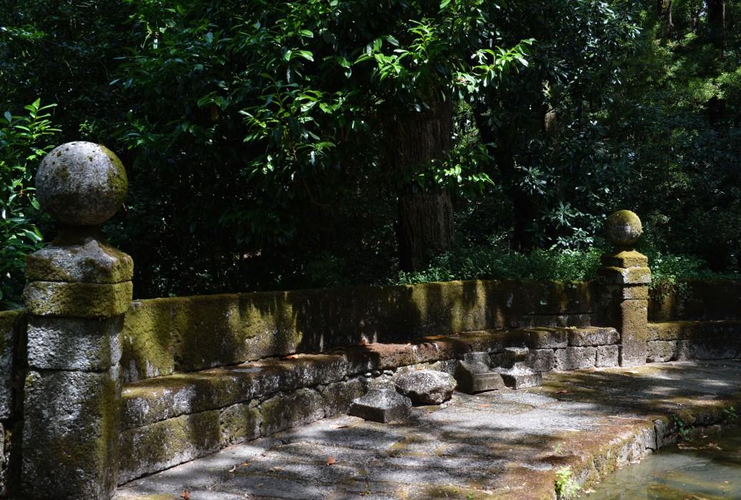 Pousada Mosteiro De Guimaraes Exterior photo The old cemetery