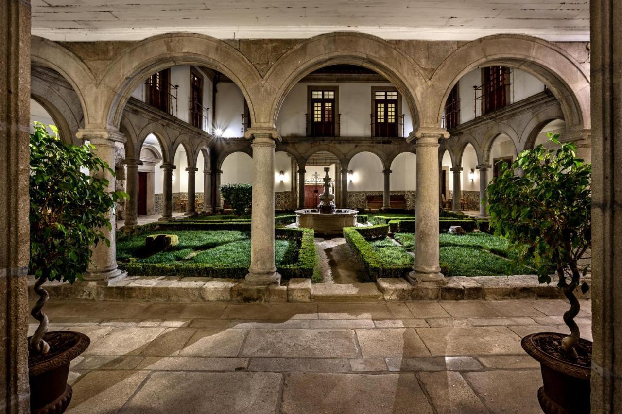 Pousada Mosteiro De Guimaraes Exterior photo The University of Salamanca